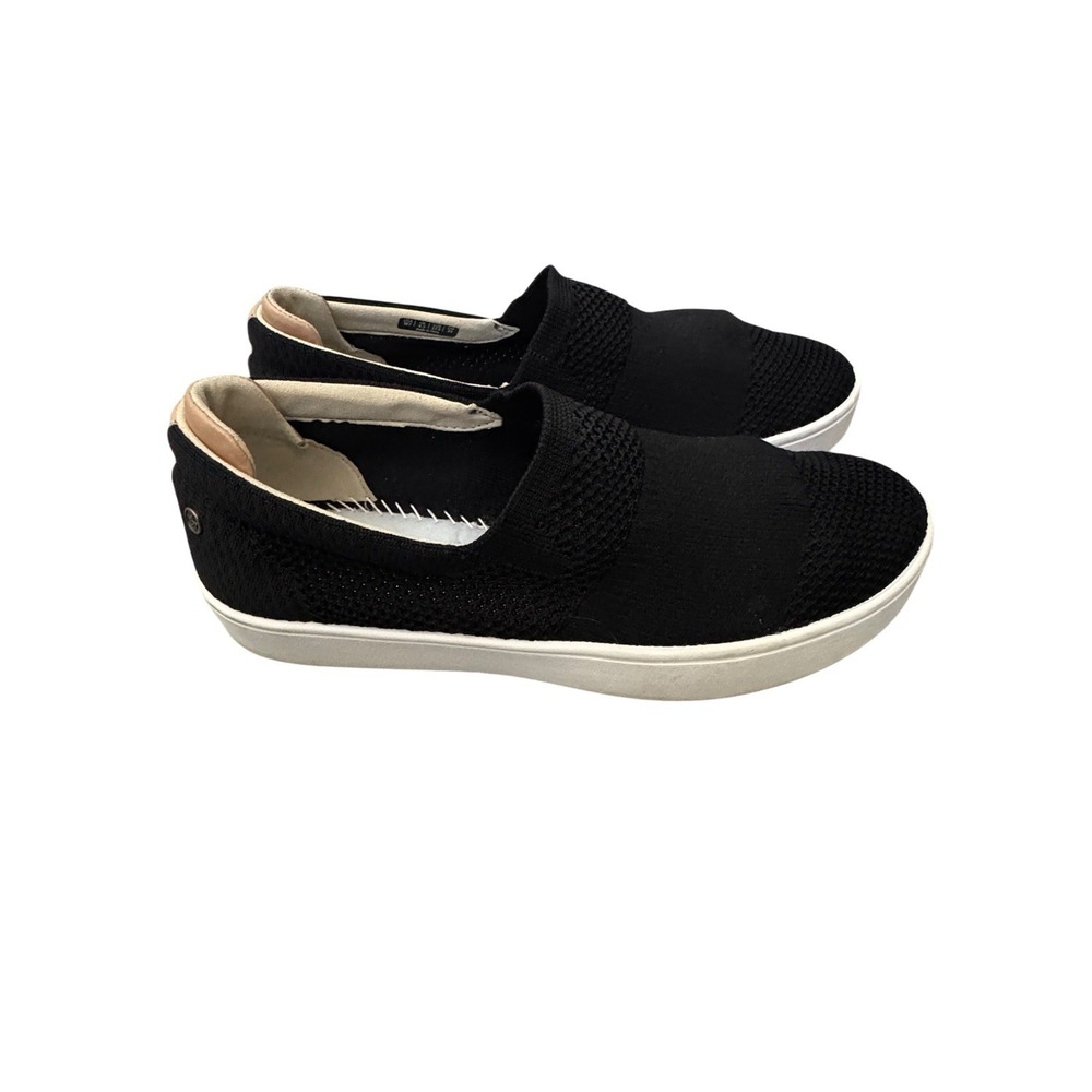 Womens Size 7 Black Knit Slip On Sneakers Casual Comfort Shoes White Sole